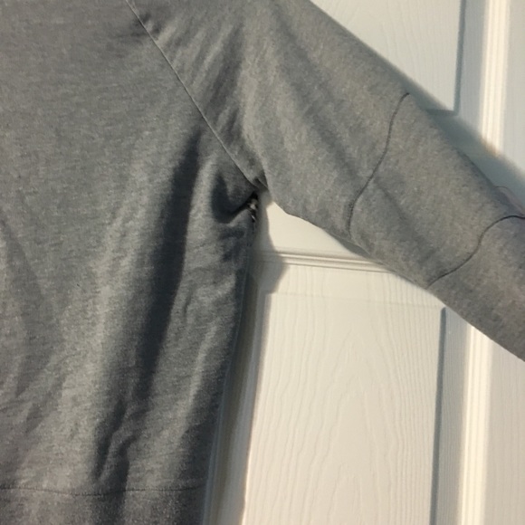 Converse gray and black sweatshirt - Picture 3 of 4